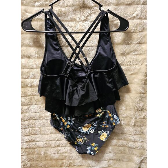 Ocean Blues One Piece Swimsuit Floral With Black Ruffled Top Strappy Size M - Picture 5 of 9